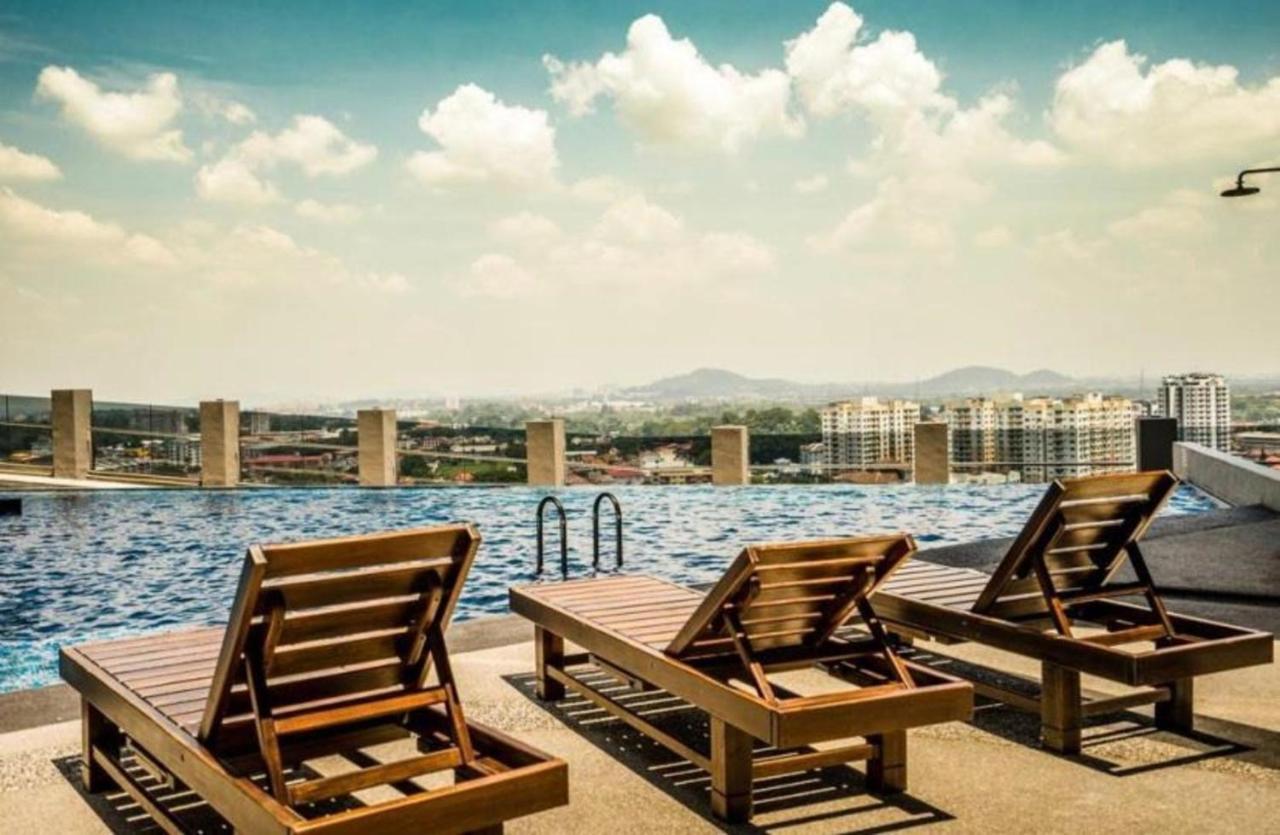 Imperio,Res - Melaka Raya -- Relax -- Pool View Apartment ภายนอก รูปภาพ